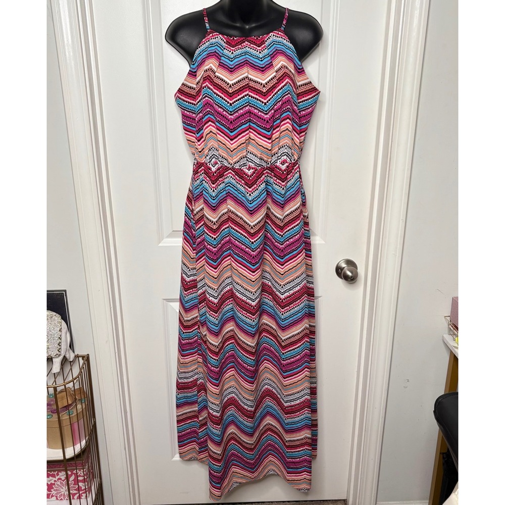 I'm In Love With Derek Womens Chevron Tribal Print Halter Maxi Dress Pink Large